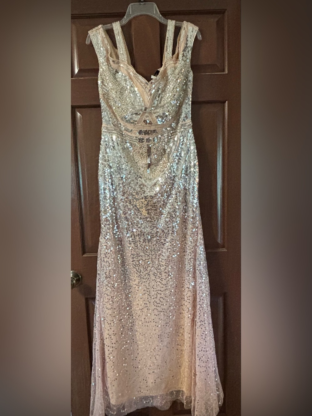 Stunning FairyCouple Hand-Beaded Sequin Formal Gown NWT size large champagne